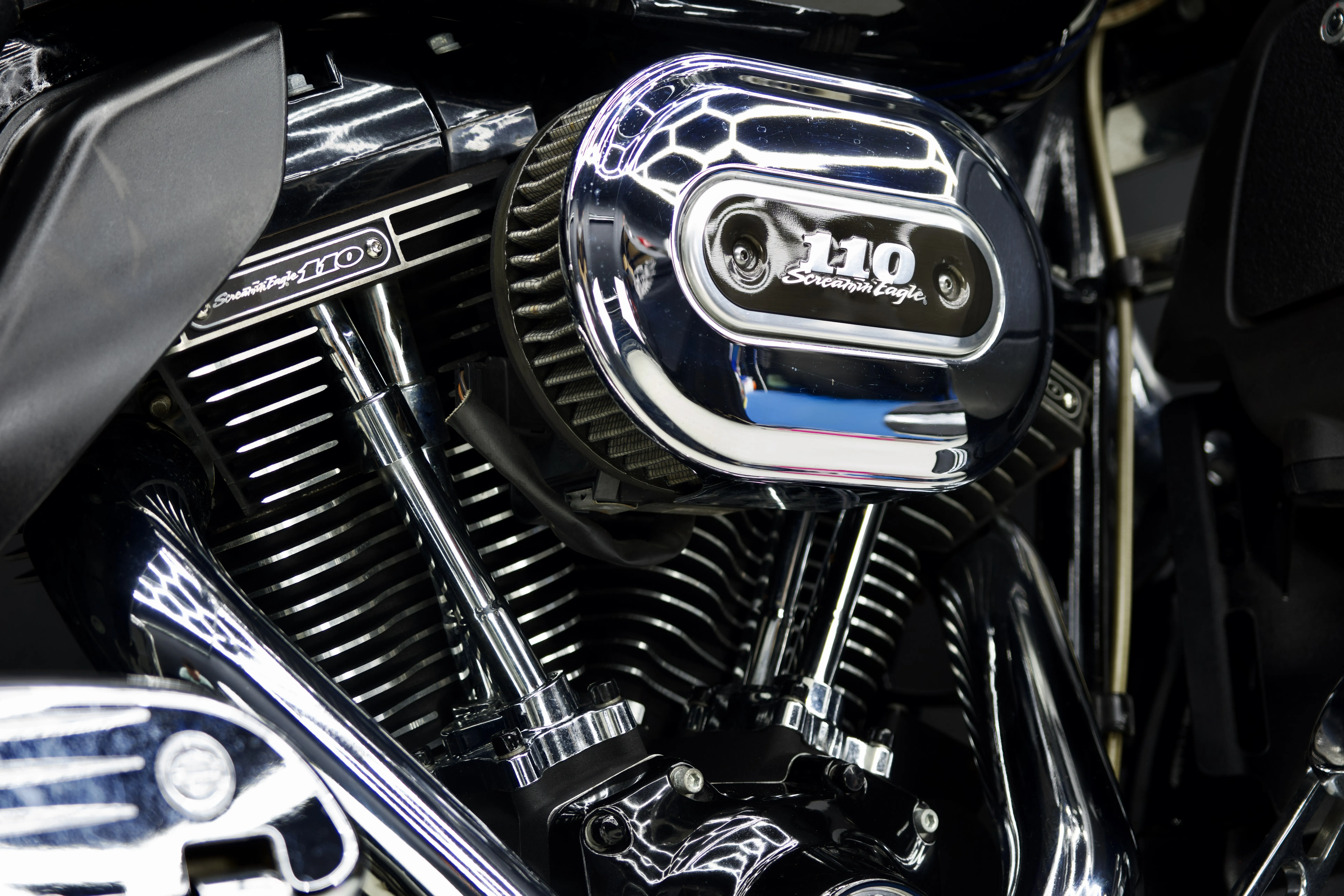 Vue complète de la moto