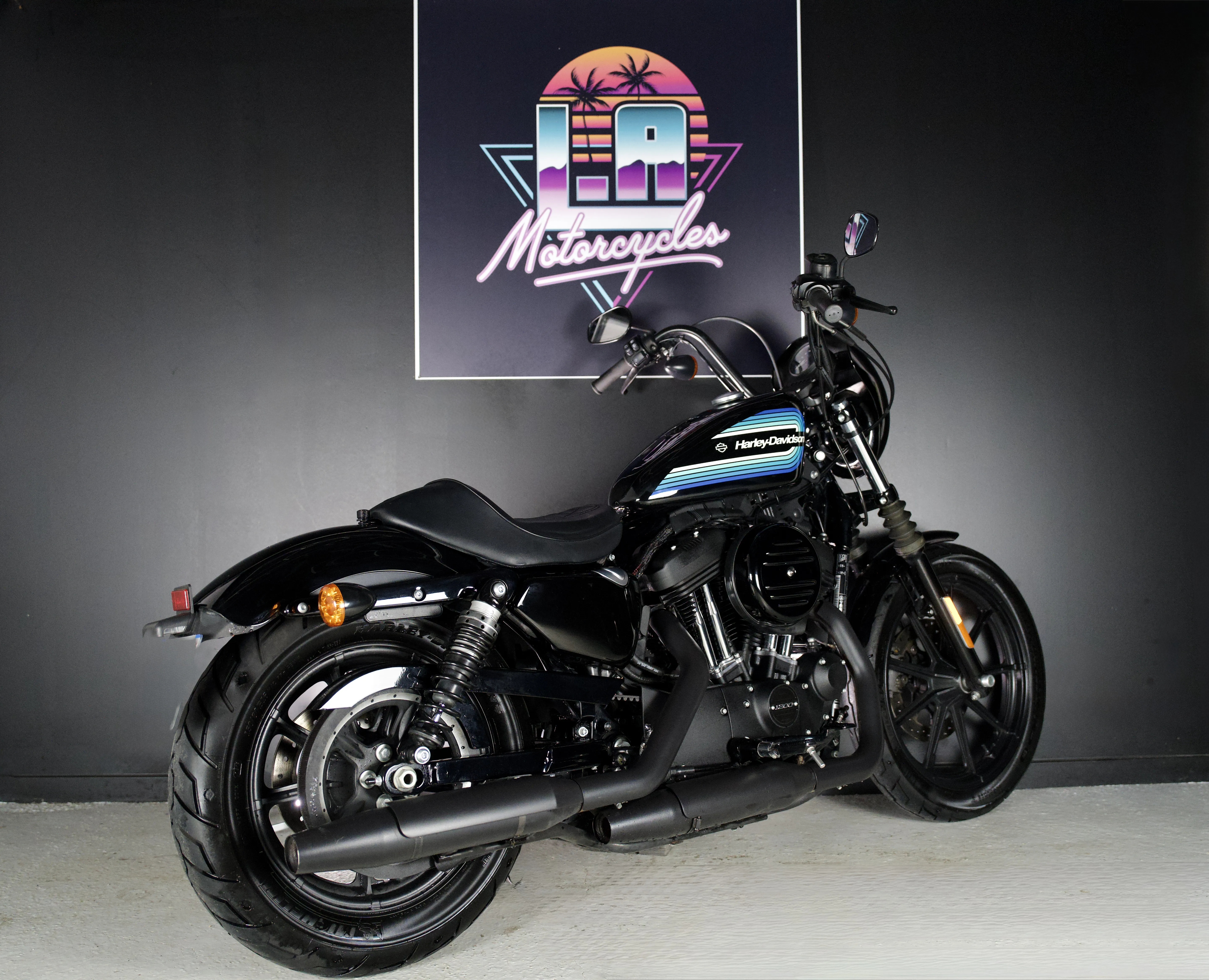 Iron 1200 vue de trois-quarts