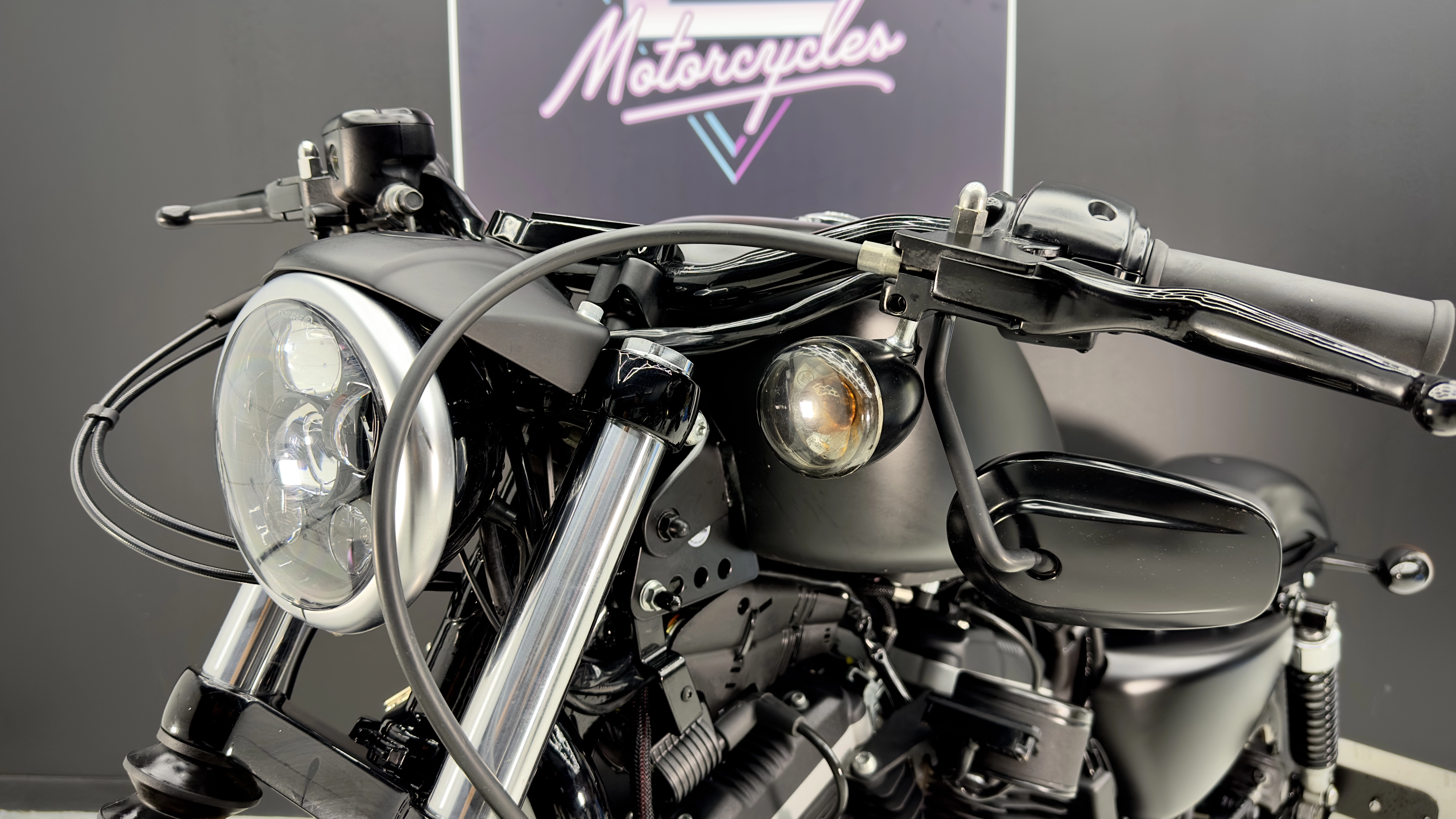Iron 883 vue avant