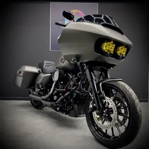Harley-Davidson Road Glide The Second - Vue principale